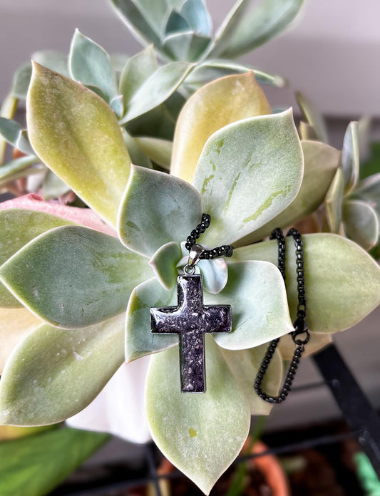 Cross Bezel Necklace