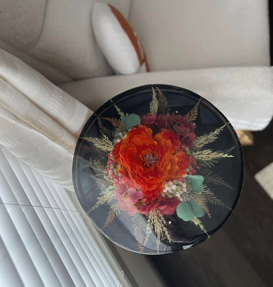 14in Circular Side Table