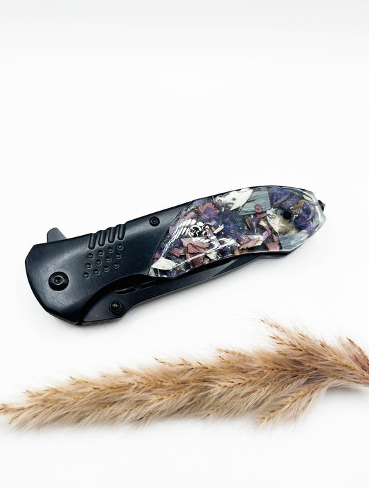 Large Pocket Knife